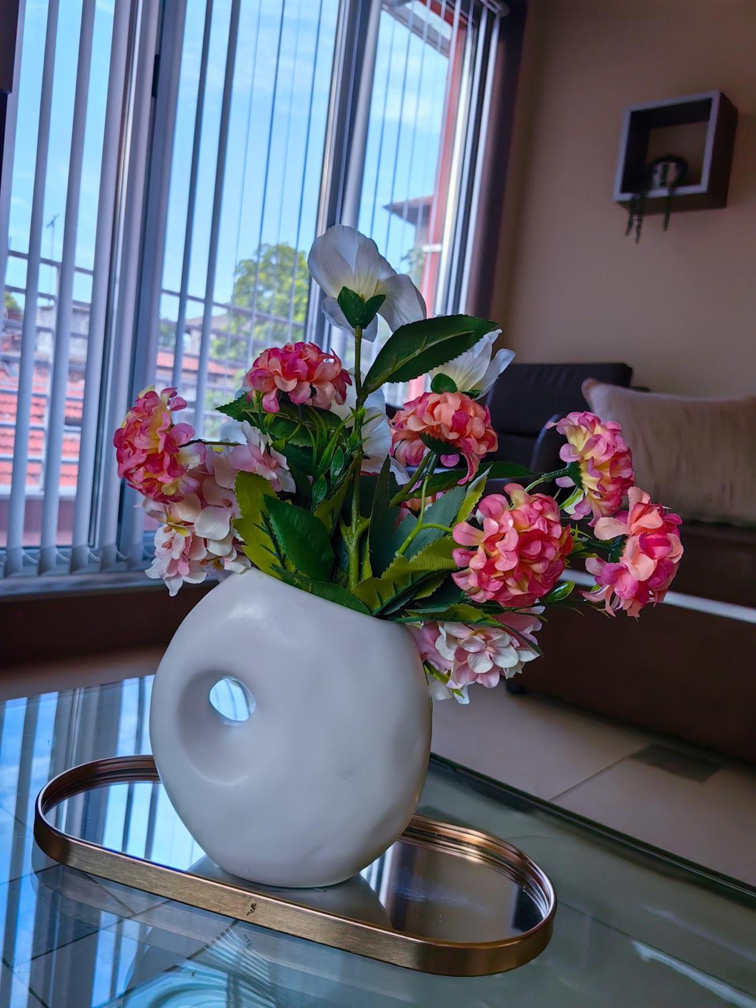 The View Apartment Plovdiv Bagian luar foto