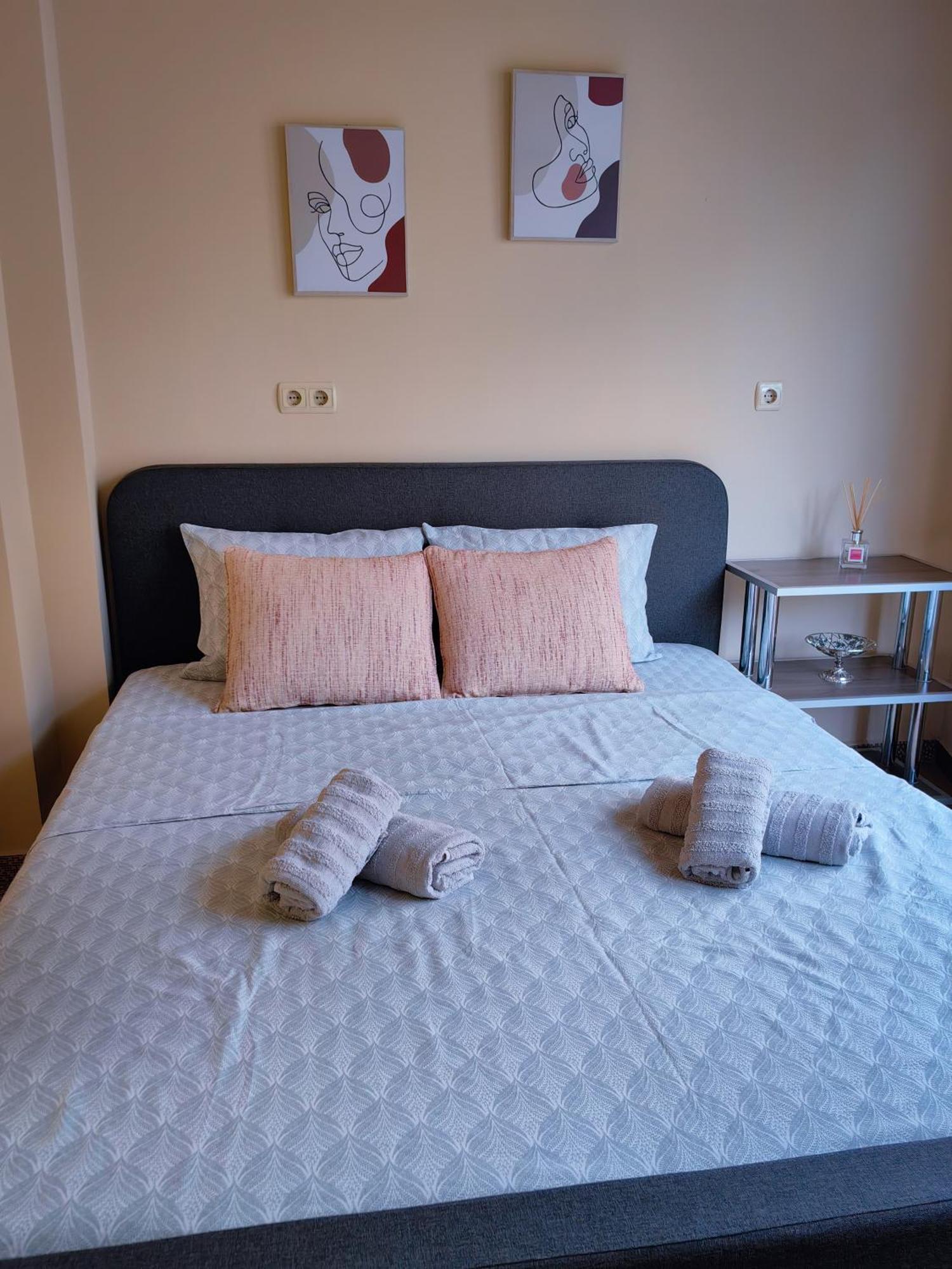 The View Apartment Plovdiv Bagian luar foto